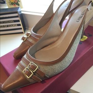 Tan Ellen Tracy sling back heels. So cute!